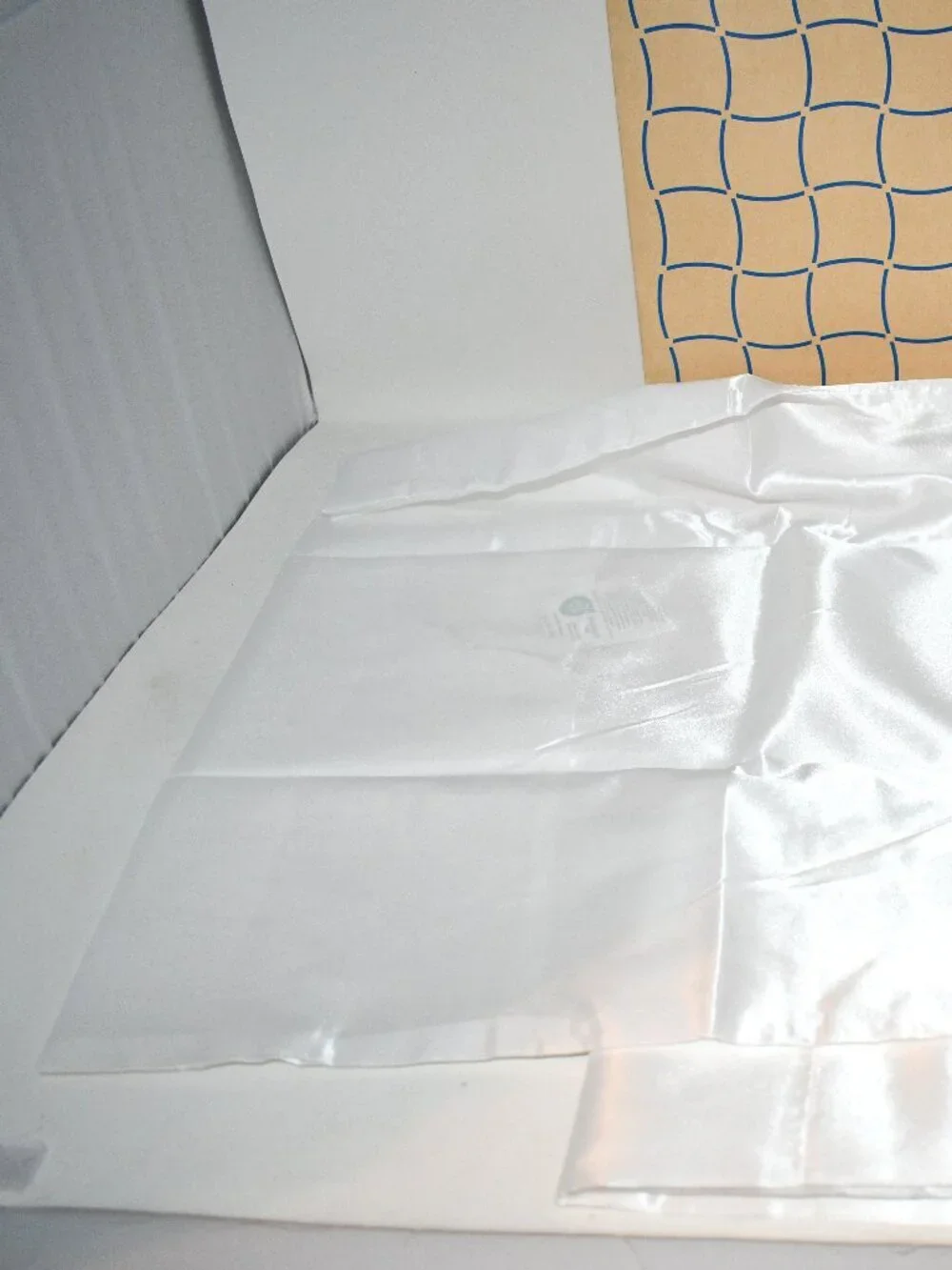 Bedsure Satin Pillowcases, Standard 20x26, Pure White Silky, Envelope, Set of 2,